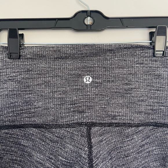 Lululemon High Rise Heather Grey Tights - Picture 2 of 3